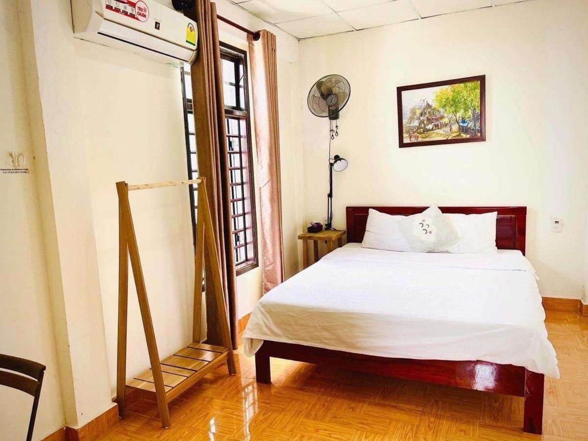 Eva Hotel Hue Esterno foto