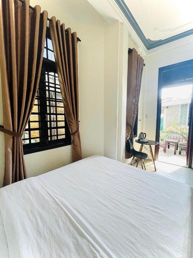 Eva Hotel Hue Esterno foto