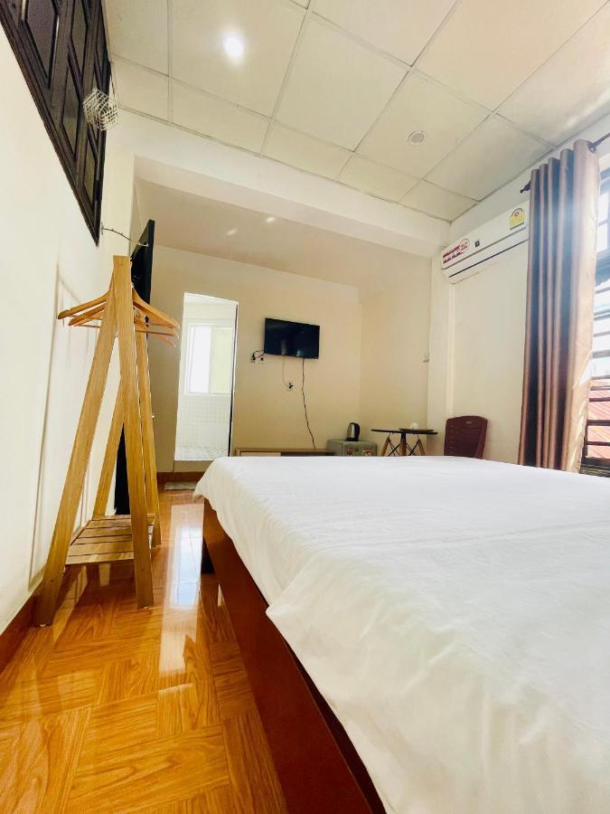 Eva Hotel Hue Esterno foto