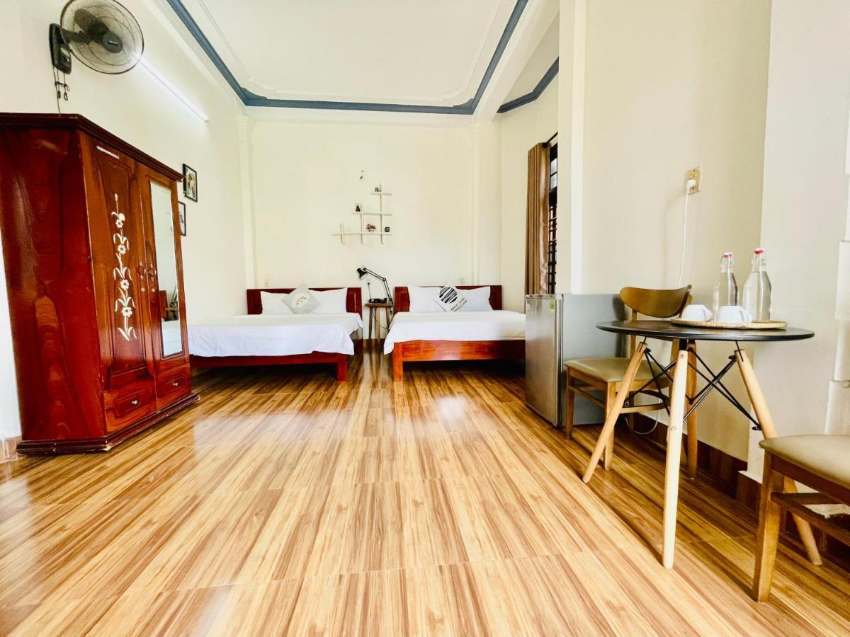Eva Hotel Hue Esterno foto