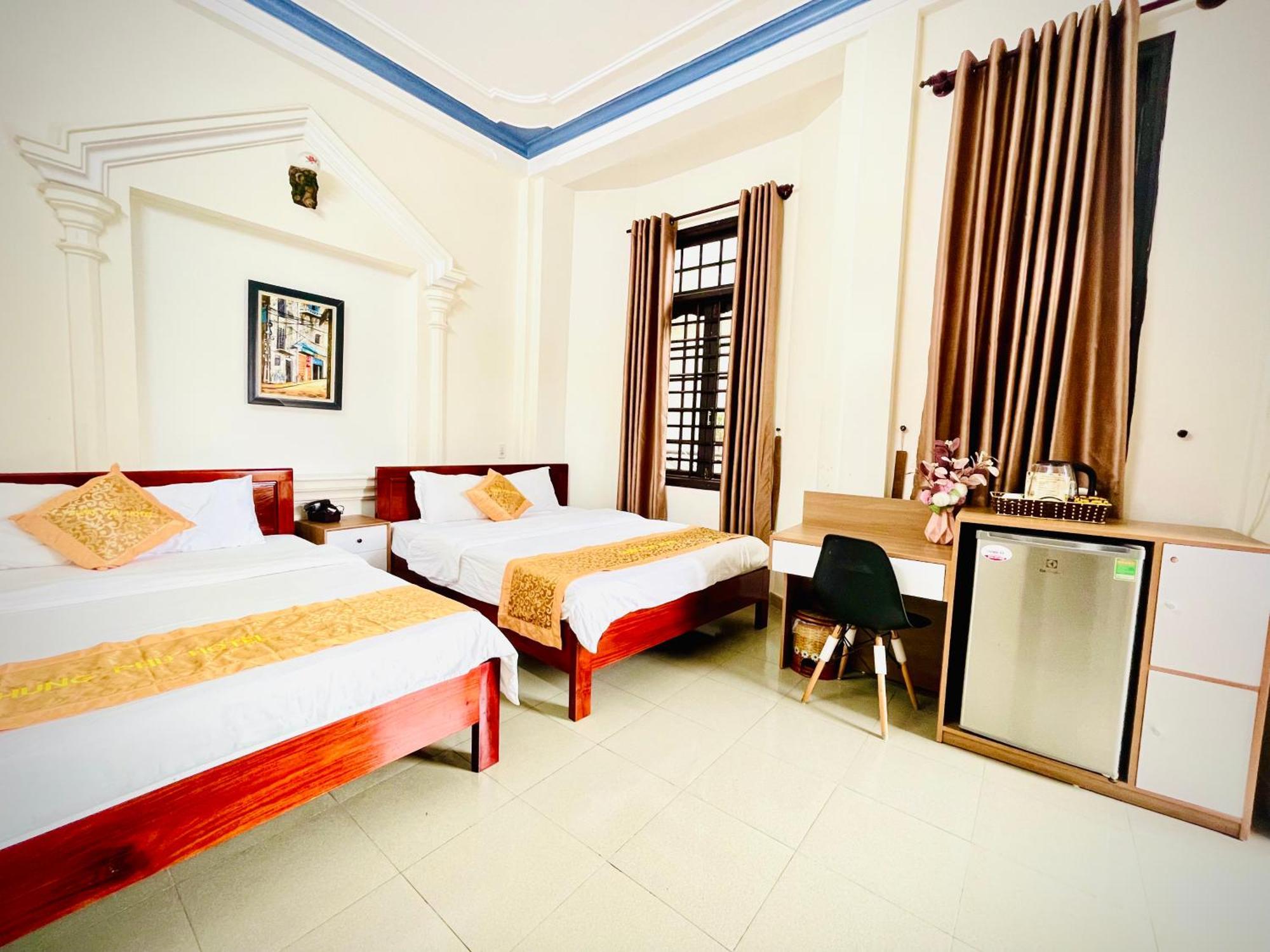 Eva Hotel Hue Esterno foto