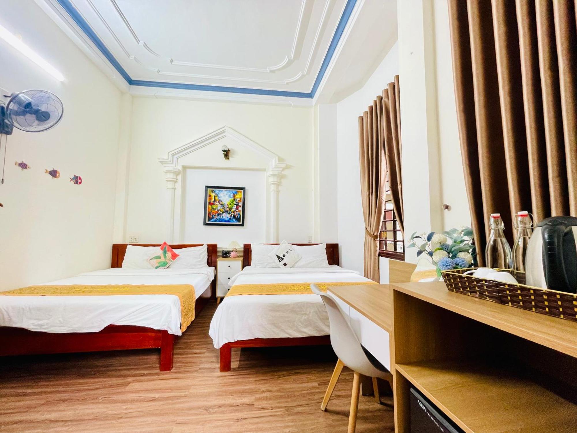 Eva Hotel Hue Esterno foto